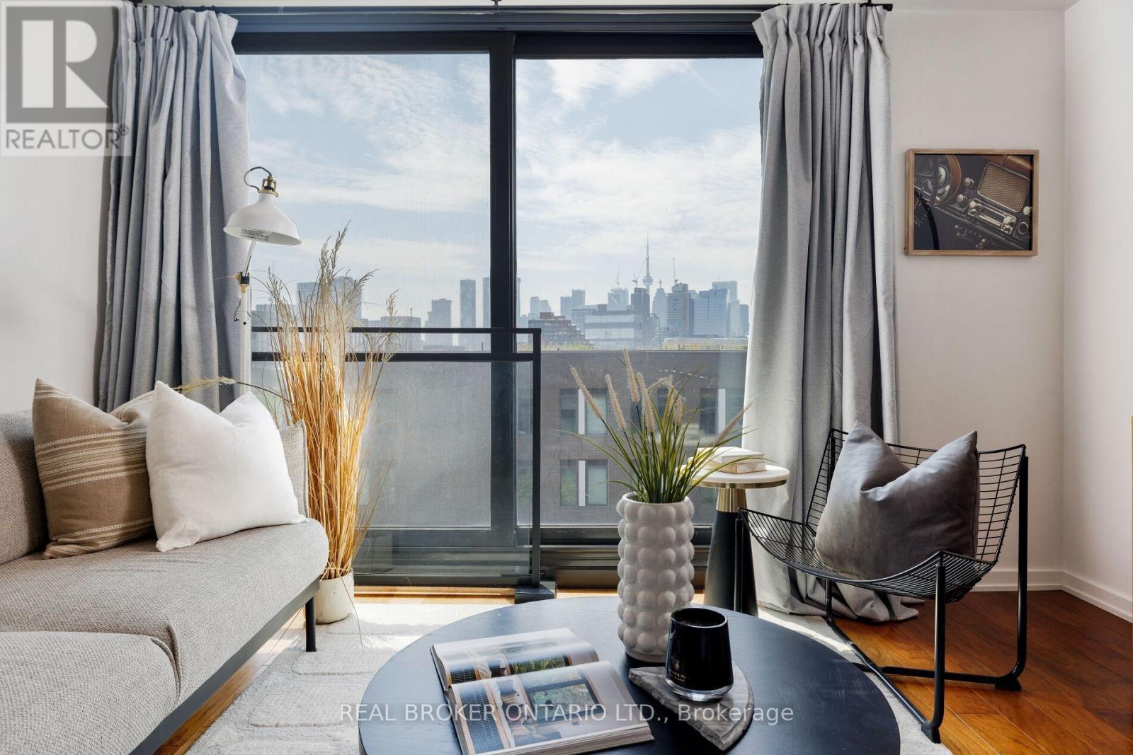 539 - 47 Lower River Street, Toronto, ON - Indoor