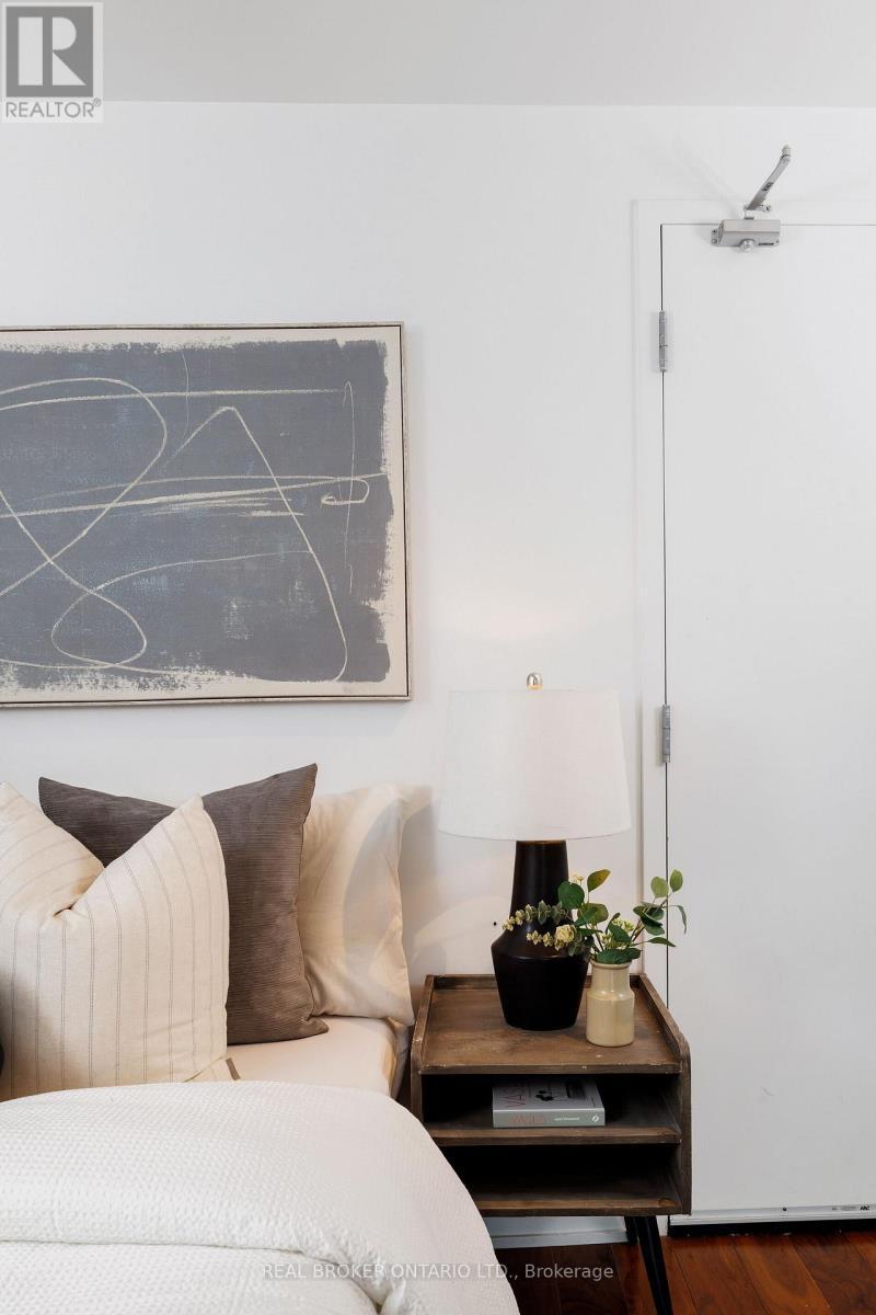 539 - 47 Lower River Street, Toronto, ON - Indoor Photo Showing Bedroom