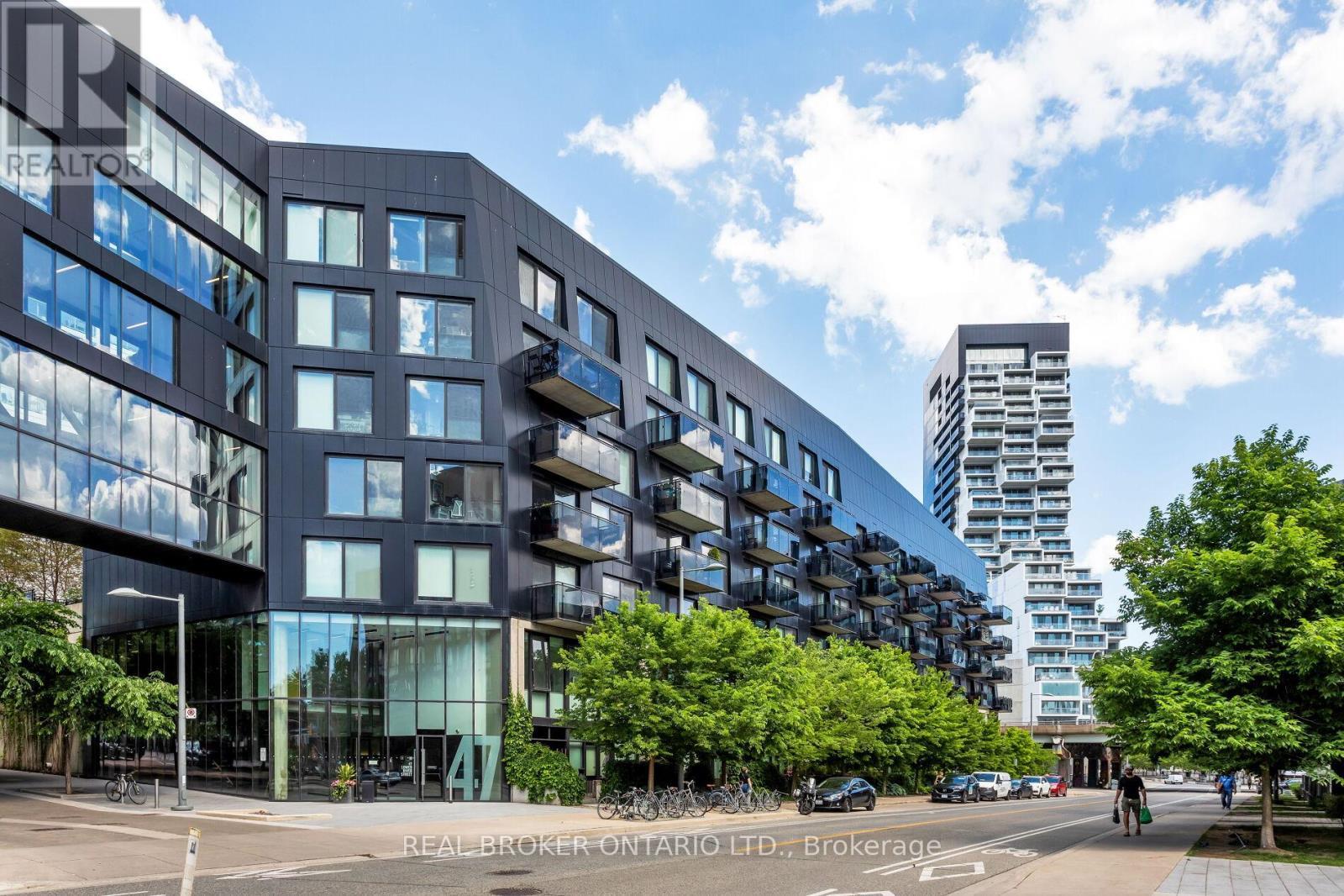 539 - 47 Lower River Street, Toronto, ON - Outdoor With Balcony With Facade