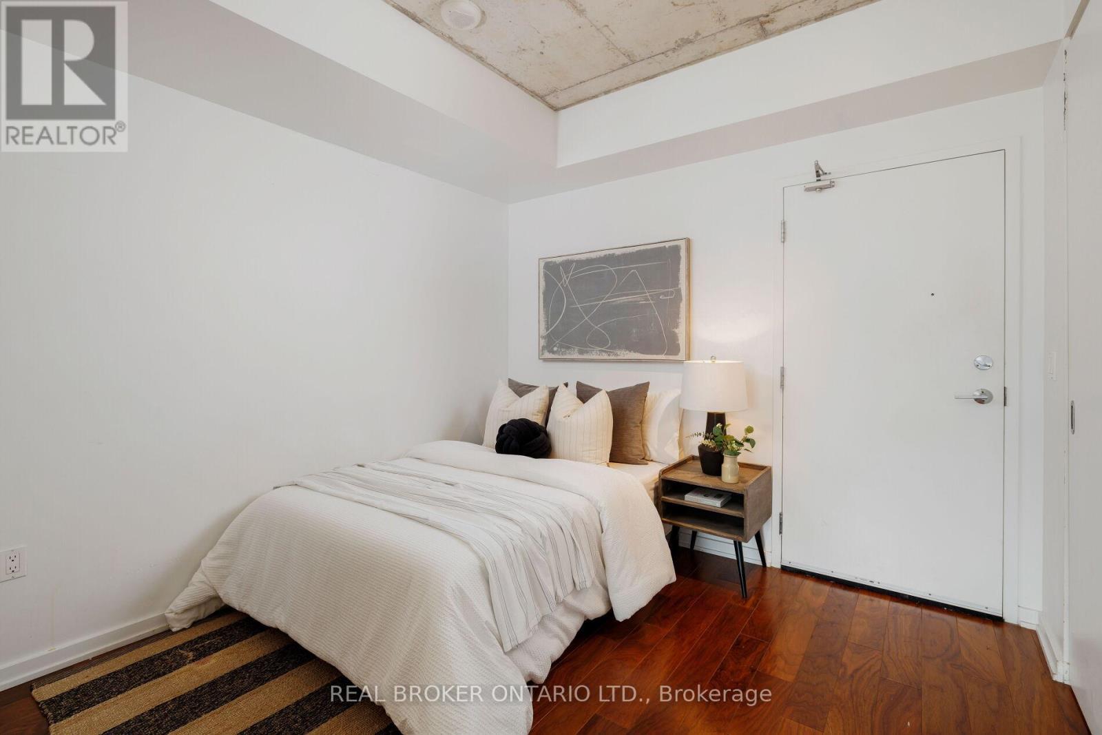 539 - 47 Lower River Street, Toronto, ON - Indoor Photo Showing Bedroom