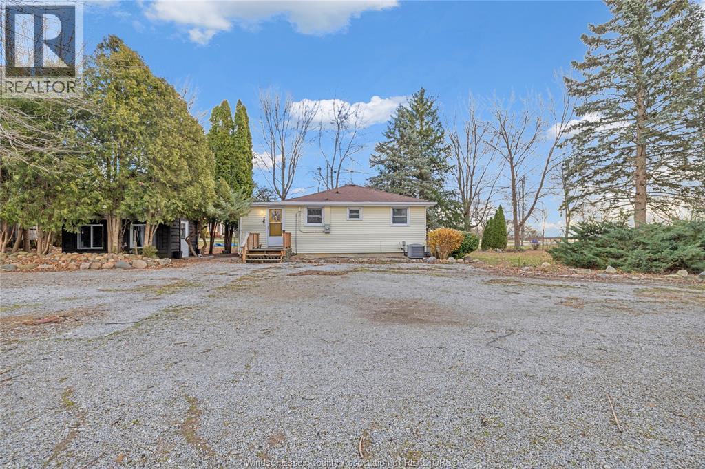 258 Lowes Sideroad, Amherstburg, ON - Outdoor