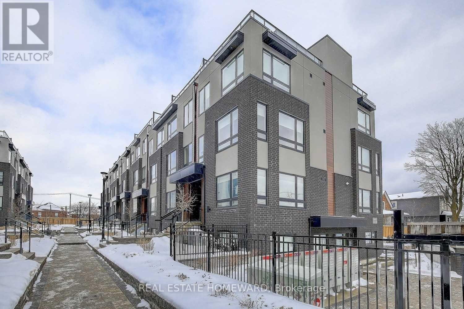 202 - 1100 Briar Hill Avenue, Toronto, ON - Outdoor