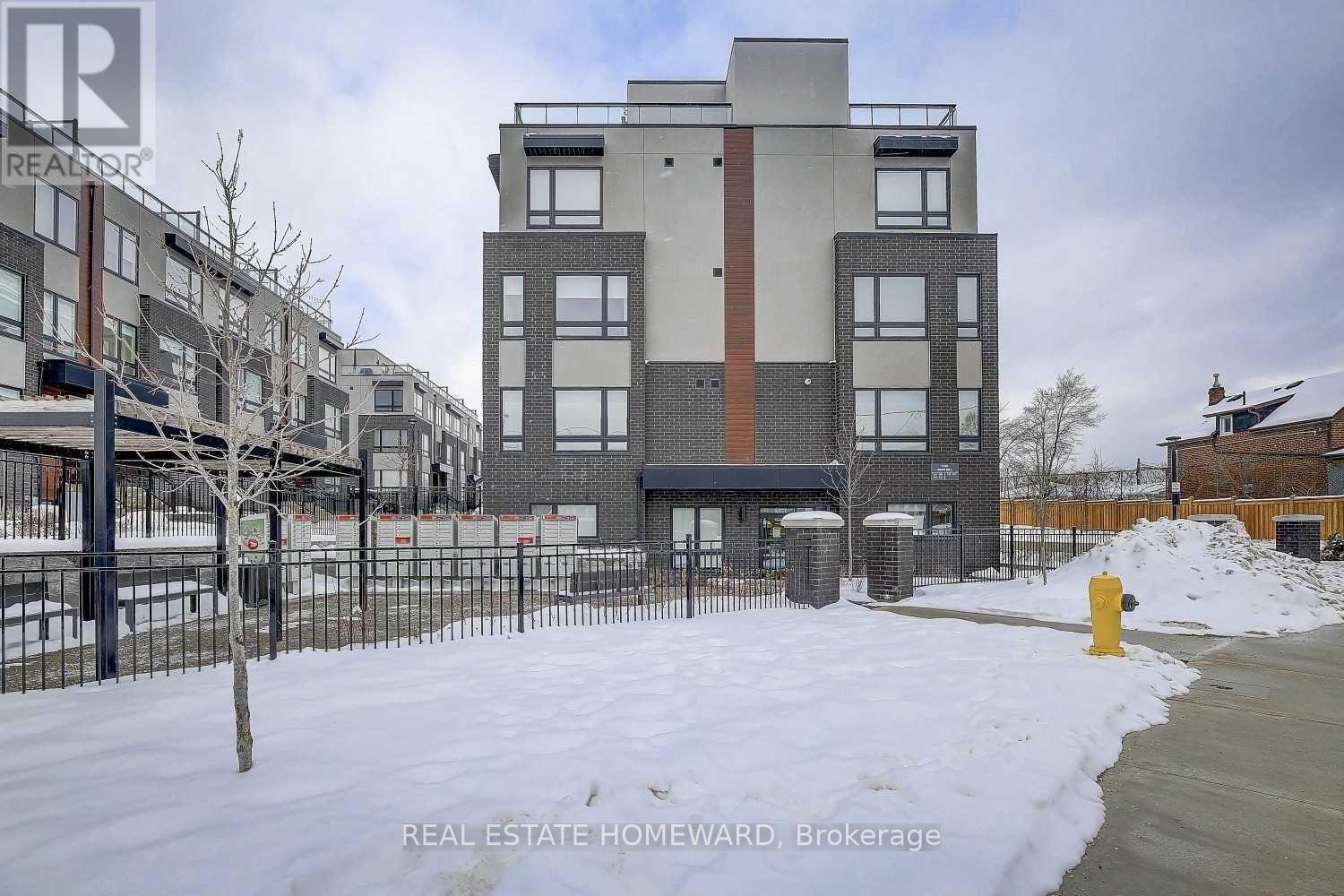 202 - 1100 Briar Hill Avenue, Toronto, ON - Outdoor