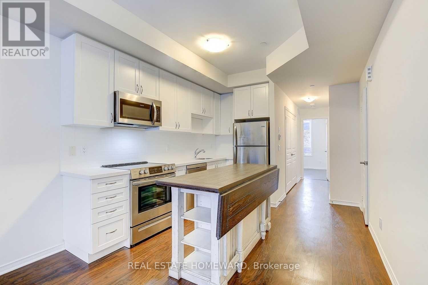 202 - 1100 Briar Hill Avenue, Toronto, ON - Indoor Photo Showing Kitchen