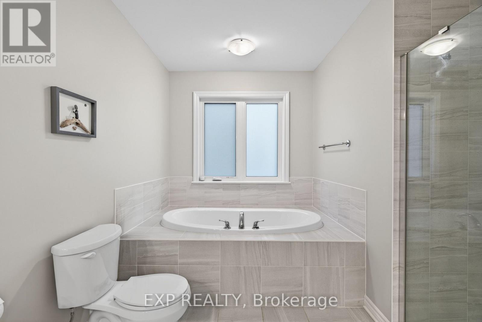 1375 Monarch Drive, Kingston (City Northwest), ON - Indoor Photo Showing Bathroom