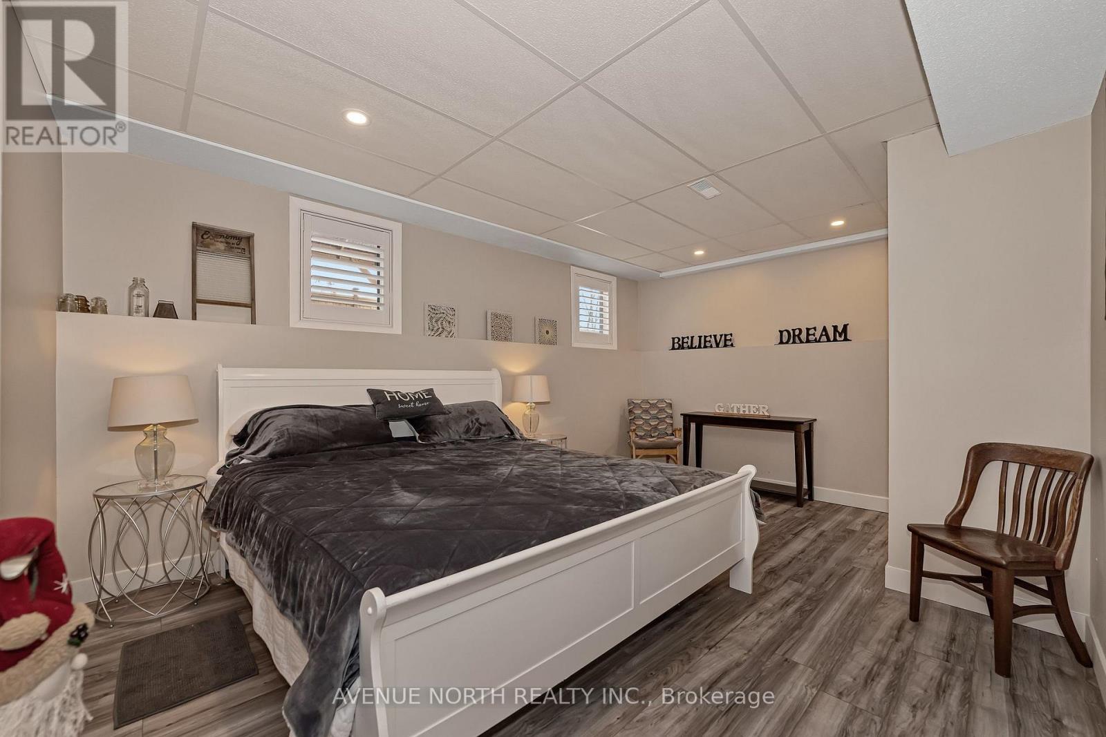 7028 Shadow Ridge Drive, Ottawa, ON - Indoor Photo Showing Bedroom
