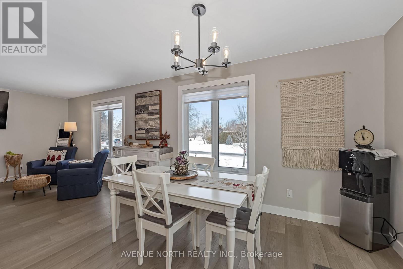 7028 Shadow Ridge Drive, Ottawa, ON - Indoor