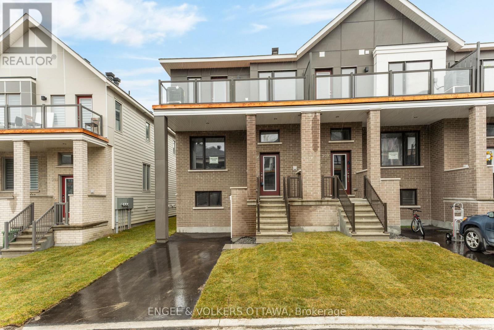 207 Speckled Alder Row, Ottawa, ON - Outdoor With Balcony With Deck Patio Veranda With Facade