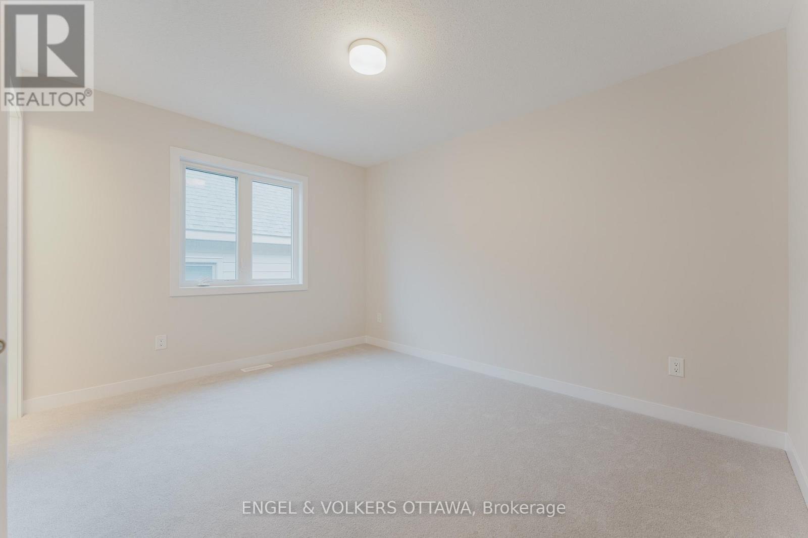 207 Speckled Alder Row, Ottawa, ON - Indoor Photo Showing Other Room