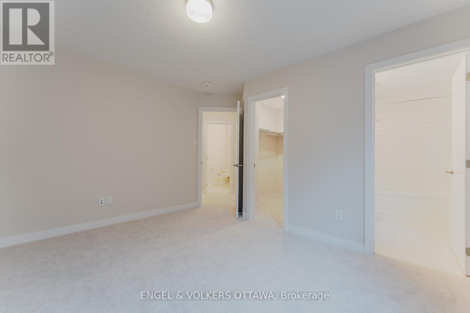 207 Speckled Alder Row, Ottawa, ON - Indoor Photo Showing Other Room