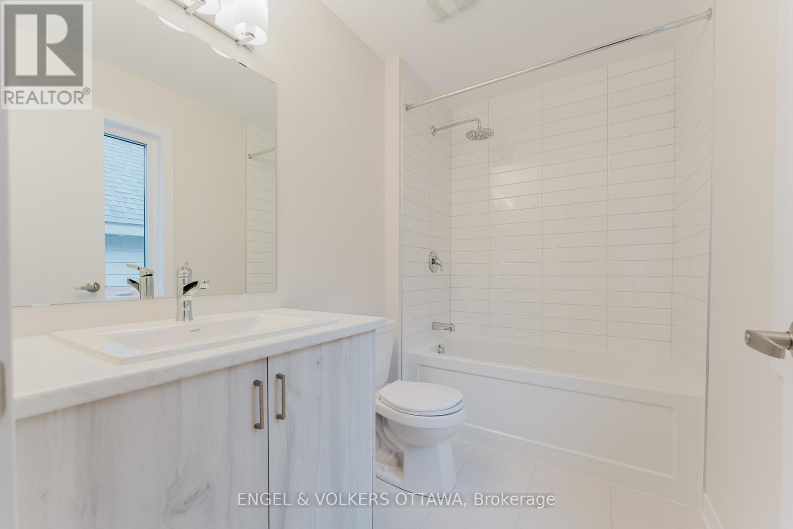 207 Speckled Alder Row, Ottawa, ON - Indoor Photo Showing Bathroom