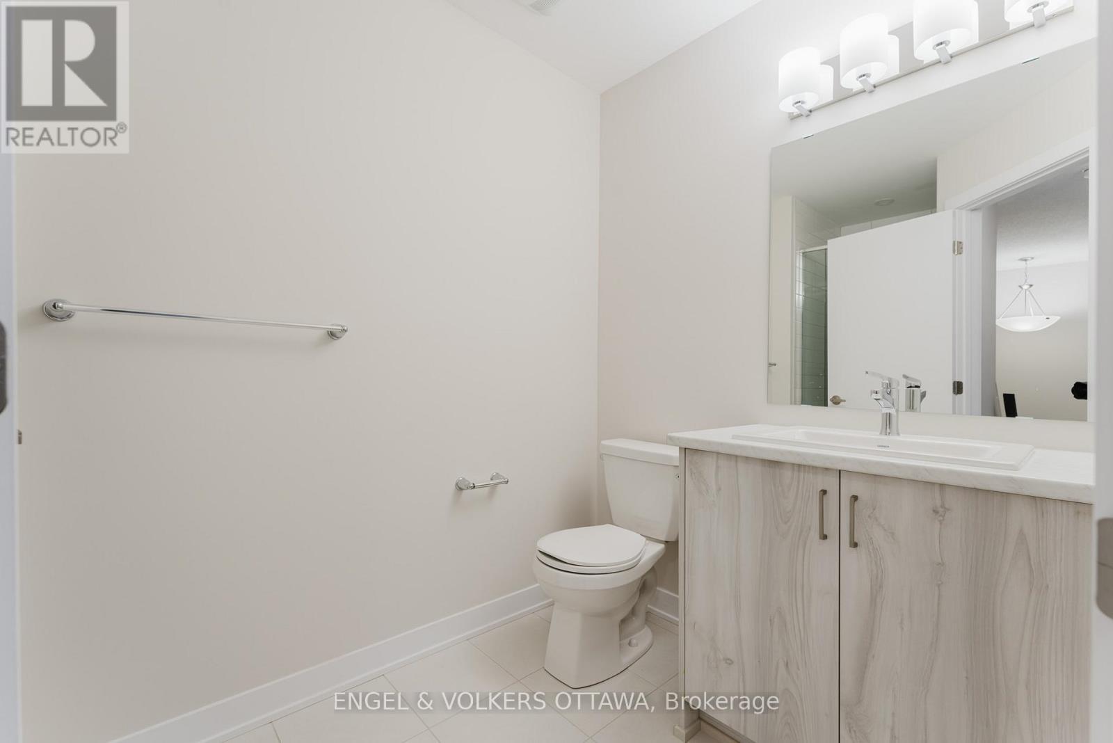 207 Speckled Alder Row, Ottawa, ON - Indoor Photo Showing Bathroom