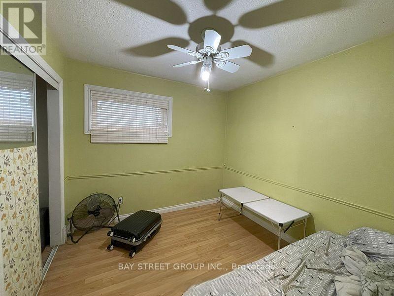 4390 South Service Road, Lincoln (Lincoln Lake), ON