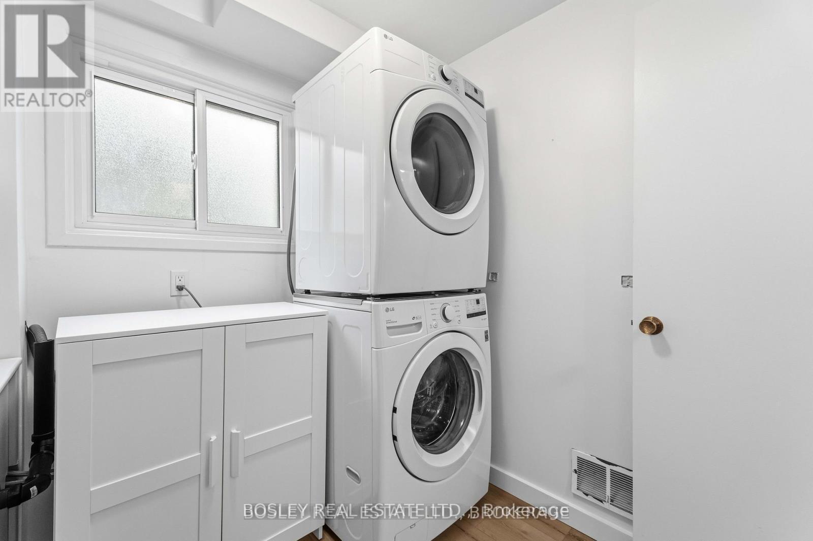 21 Jeanette Drive, St. Catharines (Vine/Linwell), ON - Indoor Photo Showing Laundry Room