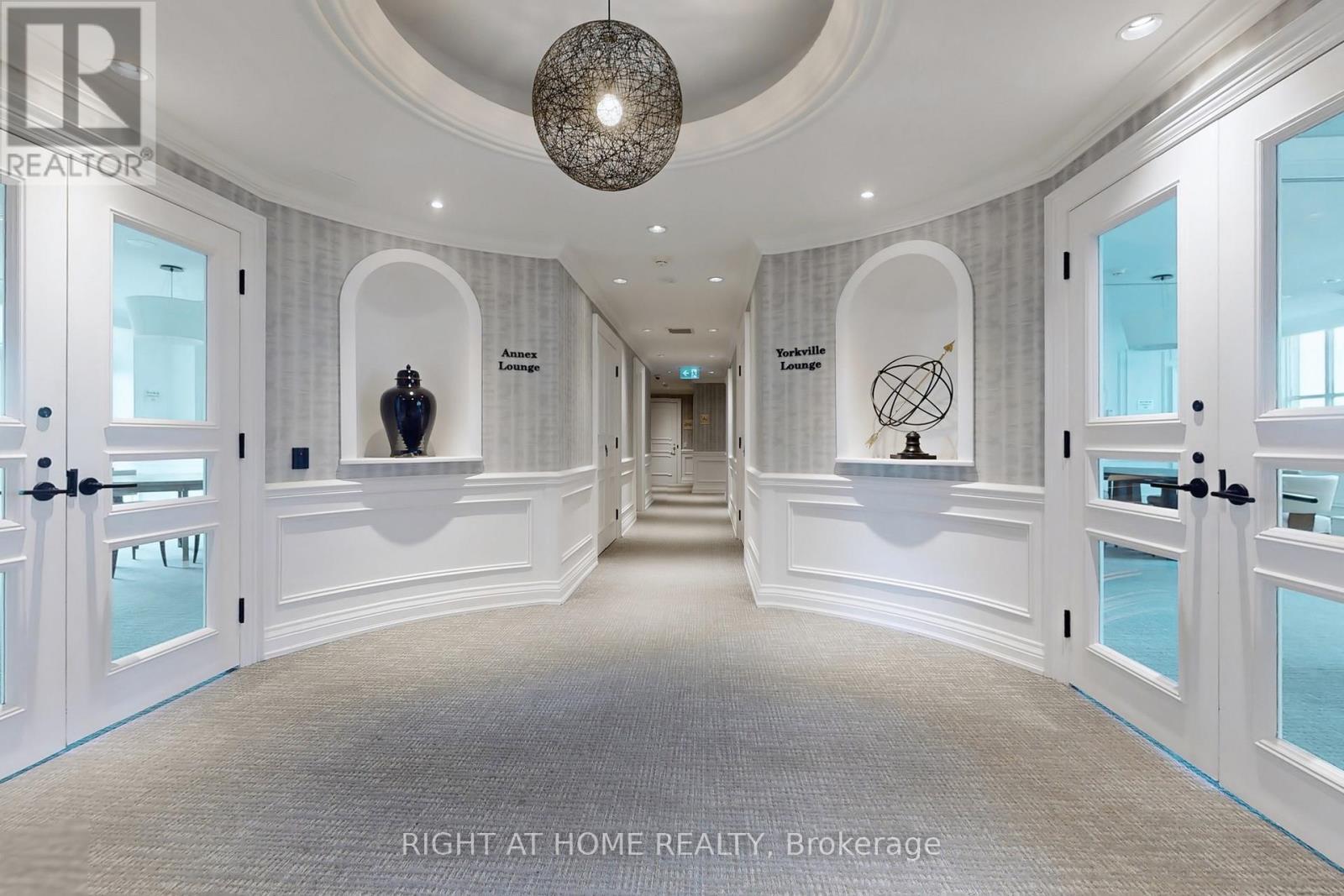 1201 - 38 Avenue Road, Toronto, ON - Indoor Photo Showing Other Room