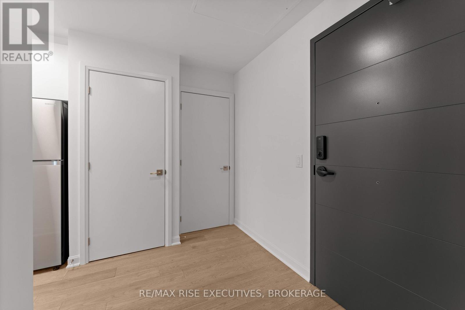 702 - 223 Princess Street, Kingston (East Of Sir John A. Blvd), ON - Indoor Photo Showing Other Room