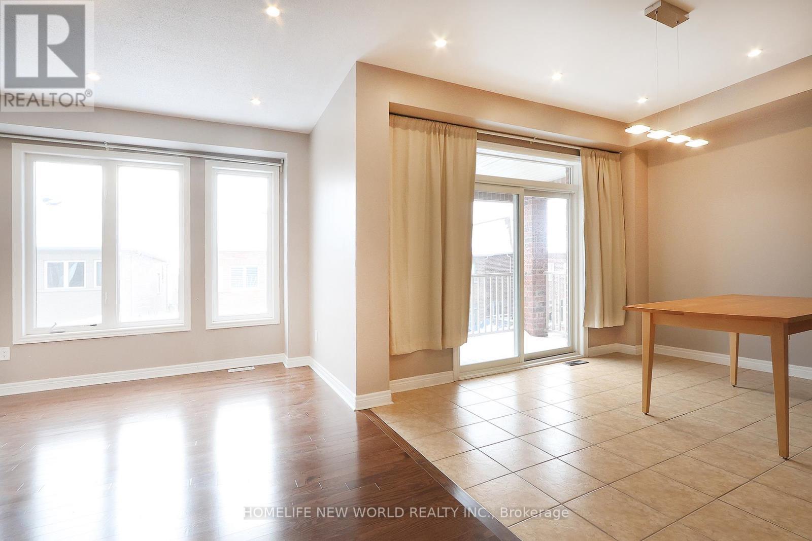 2Nd Master Bedroom - 41 Pulpwood Cres Crescent, Richmond Hill, ON - Indoor Photo Showing Other Room