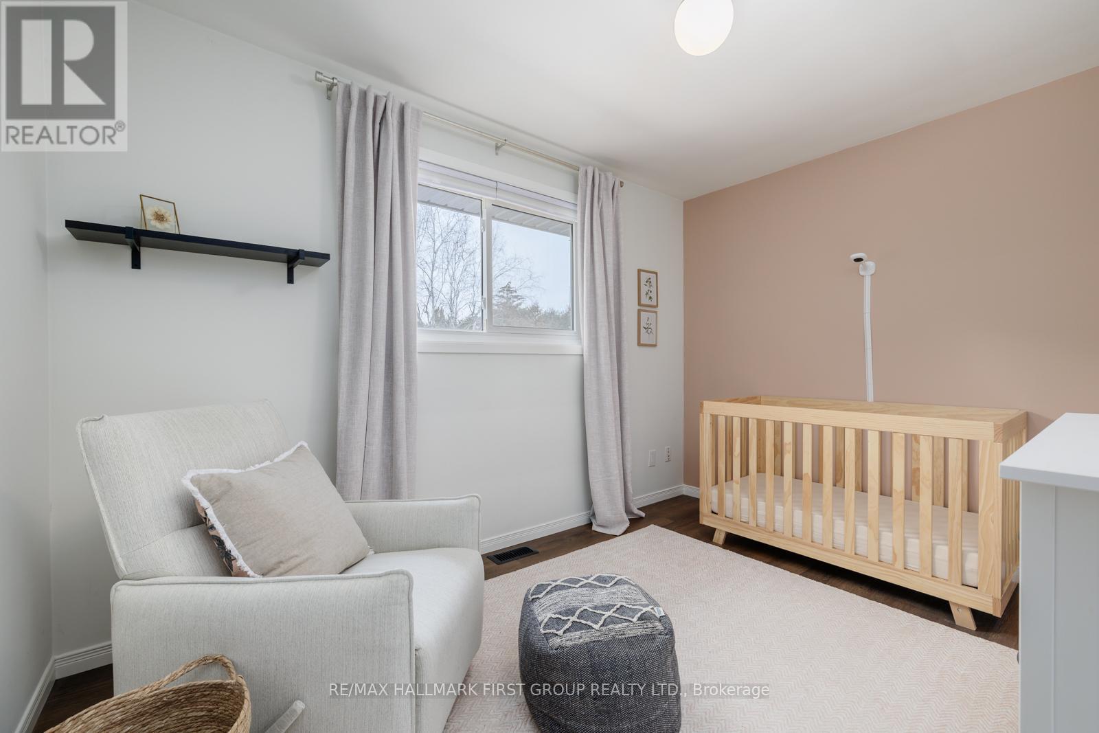 12 Lambs Lane, Clarington, ON - Indoor Photo Showing Bedroom