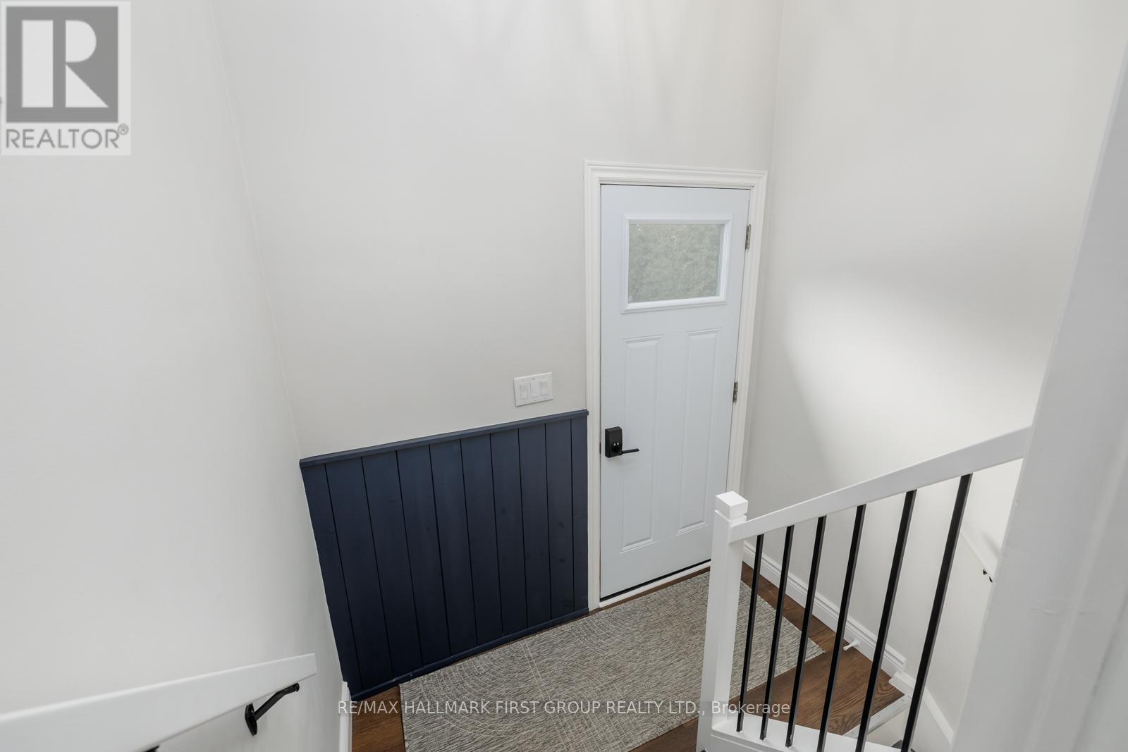 12 Lambs Lane, Clarington, ON - Indoor Photo Showing Other Room