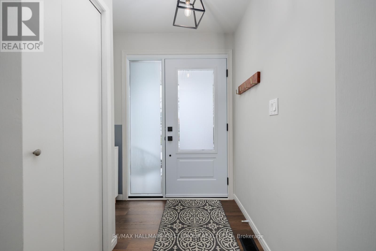 12 Lambs Lane, Clarington, ON - Indoor Photo Showing Other Room