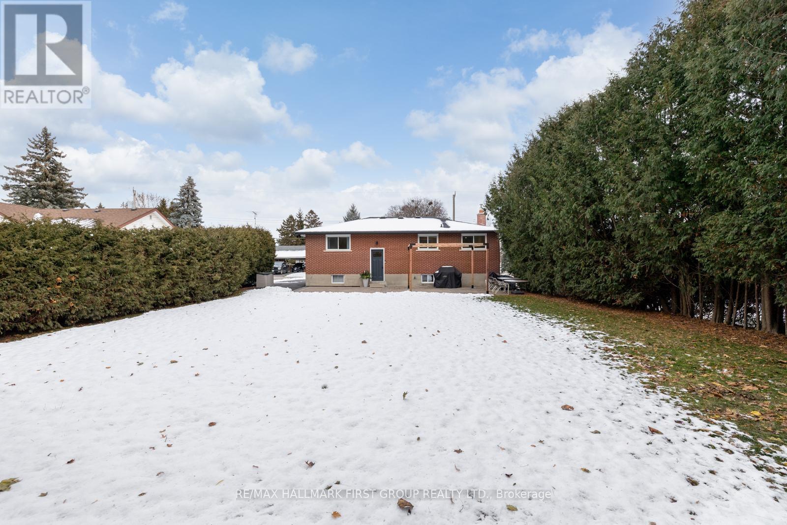 12 Lambs Lane, Clarington, ON - Outdoor