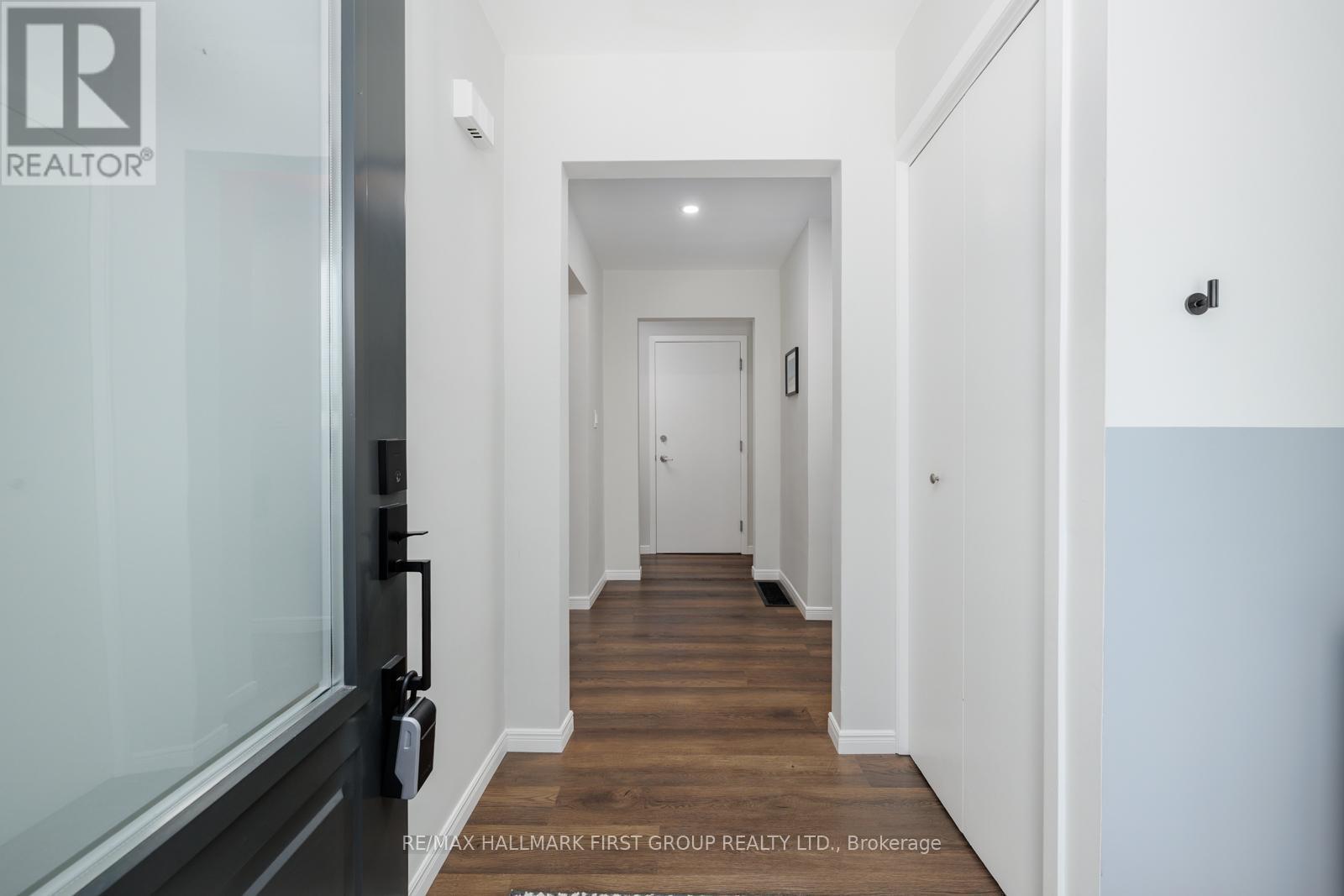 12 Lambs Lane, Clarington, ON - Indoor Photo Showing Other Room