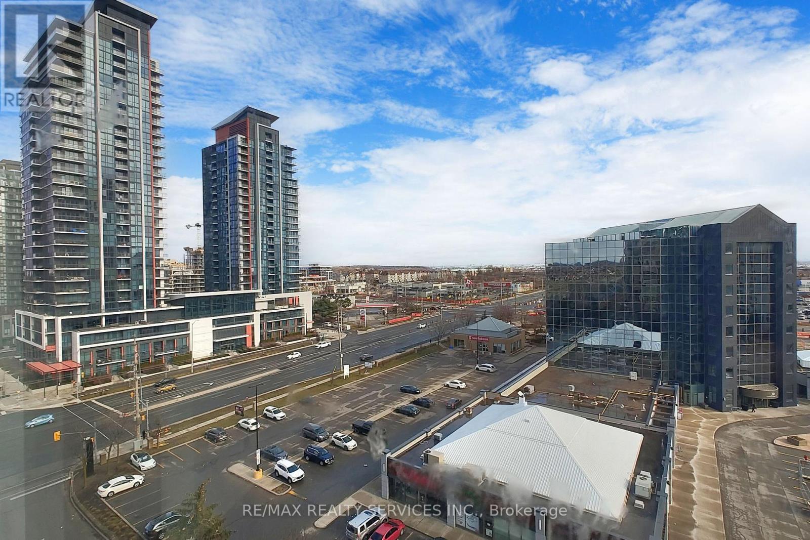 1003 - 50 Eglinton Avenue W, Mississauga, ON - Outdoor