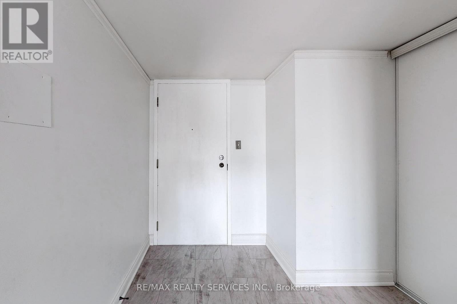 1003 - 50 Eglinton Avenue W, Mississauga, ON - Indoor Photo Showing Other Room