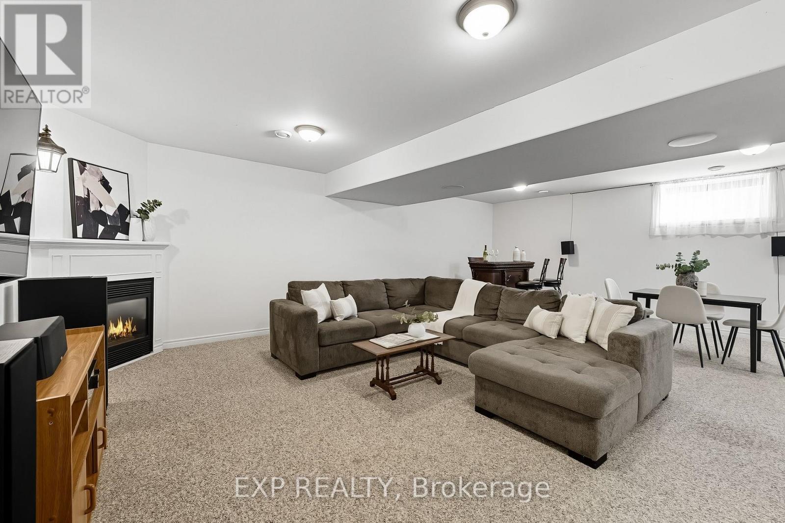 9 Lucas Court, Brighton, ON - Indoor With Fireplace