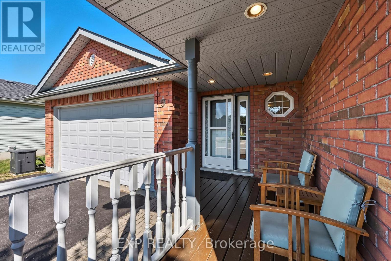 9 Lucas Court, Brighton, ON - Outdoor With Deck Patio Veranda With Exterior