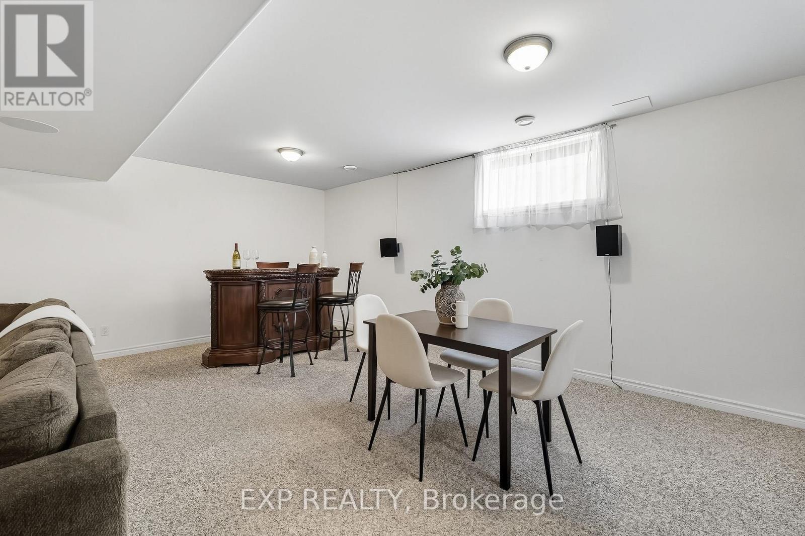 9 Lucas Court, Brighton, ON - Indoor