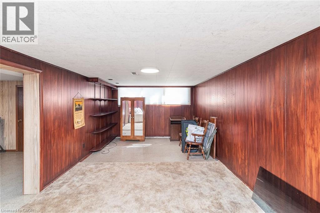 176 Walter Avenue S, Hamilton, ON - Indoor Photo Showing Other Room