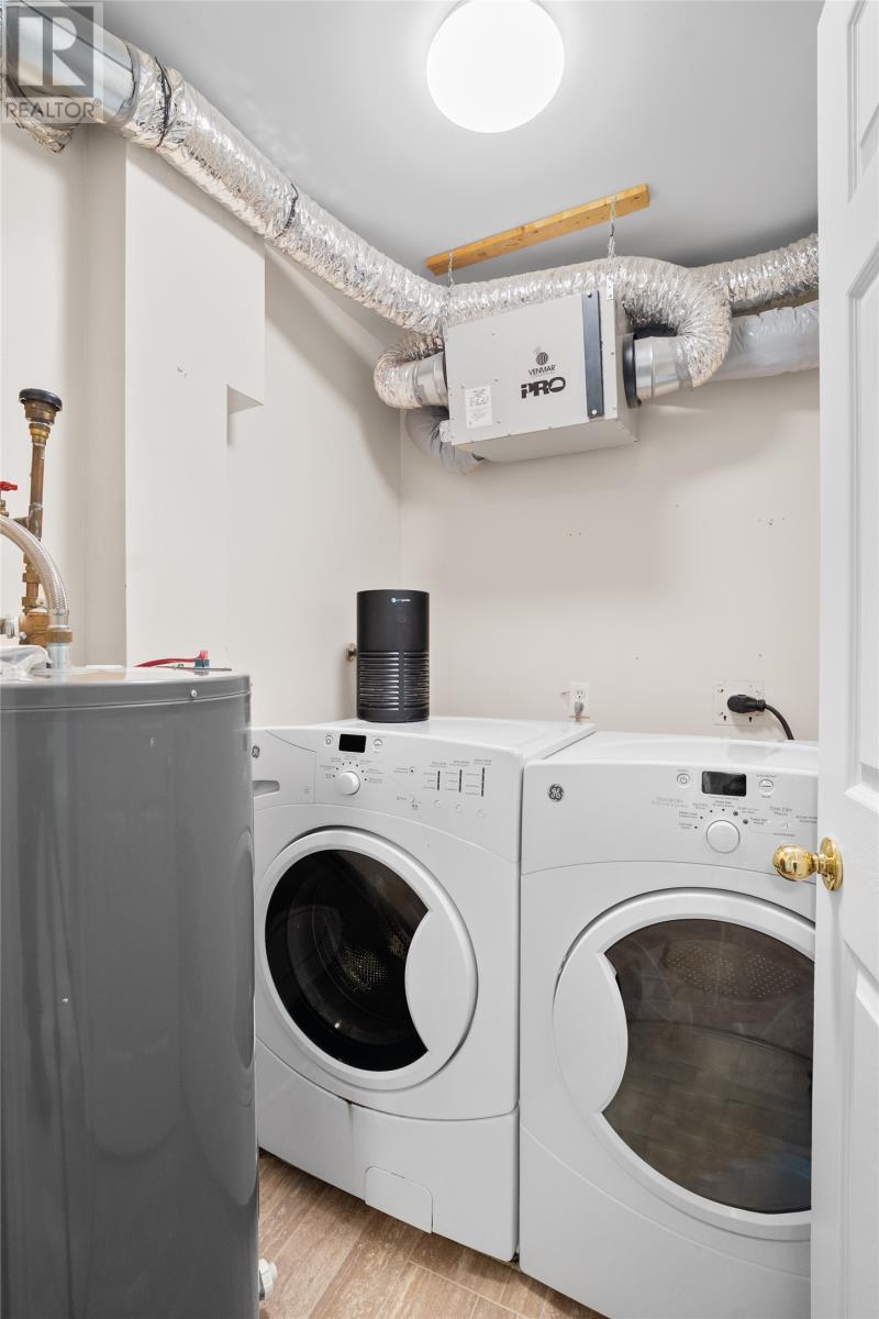38 Greenspond Drive, St. John'S, NL - Indoor Photo Showing Laundry Room