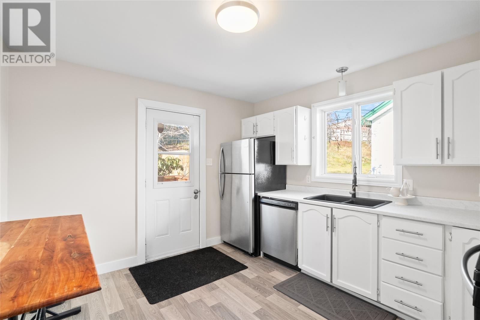 38 Greenspond Drive, St. John'S, NL - Indoor Photo Showing Kitchen With Double Sink