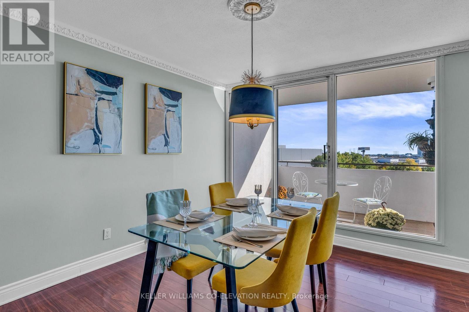 702 - 14 Neilson Drive, Toronto, ON - Indoor Photo Showing Dining Room