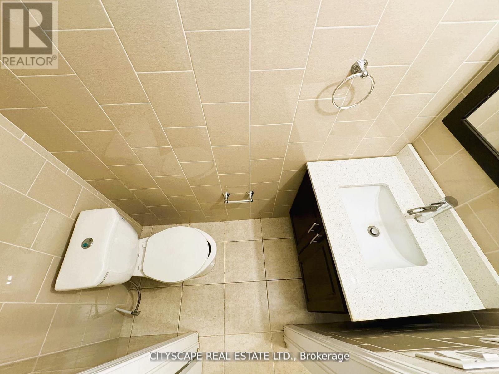 Basement 2pc Powder Room - 7646 Goldenrod Trail, Niagara Falls, ON - Indoor Photo Showing Bathroom