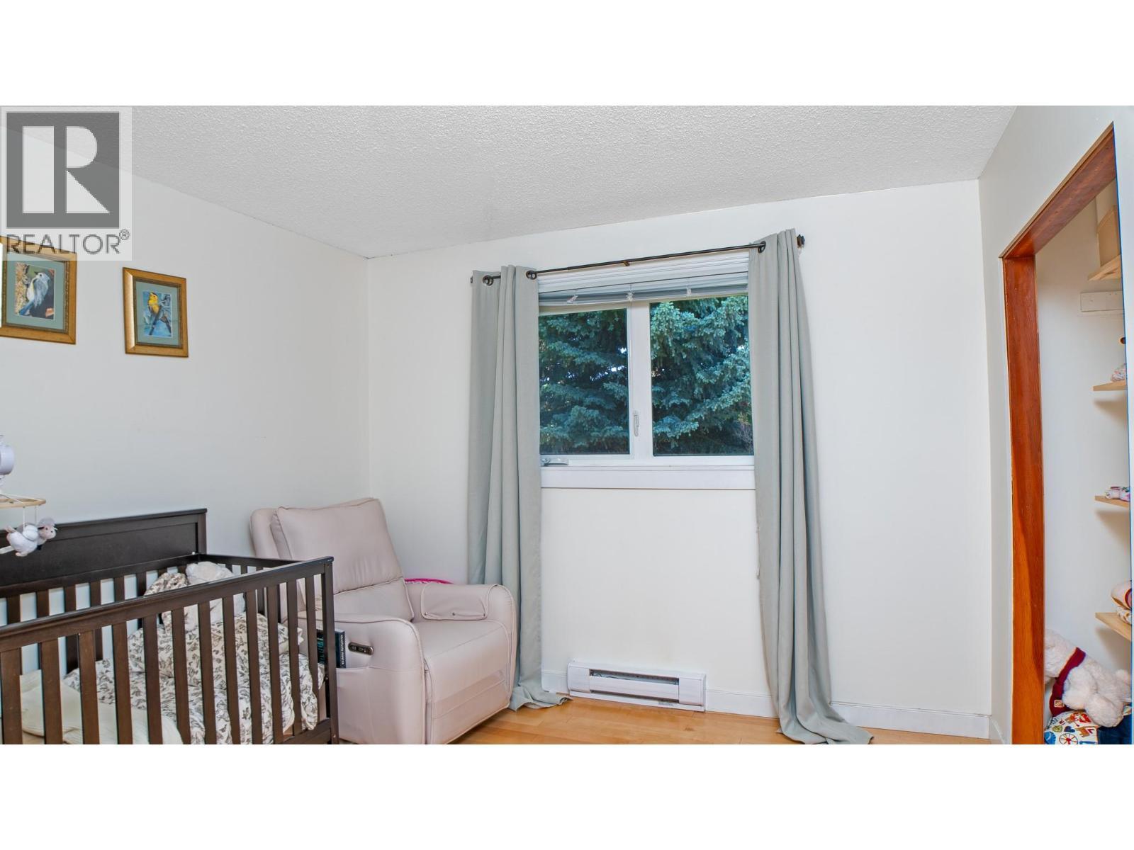 2315 16Th Street, Lister, BC - Indoor Photo Showing Bedroom