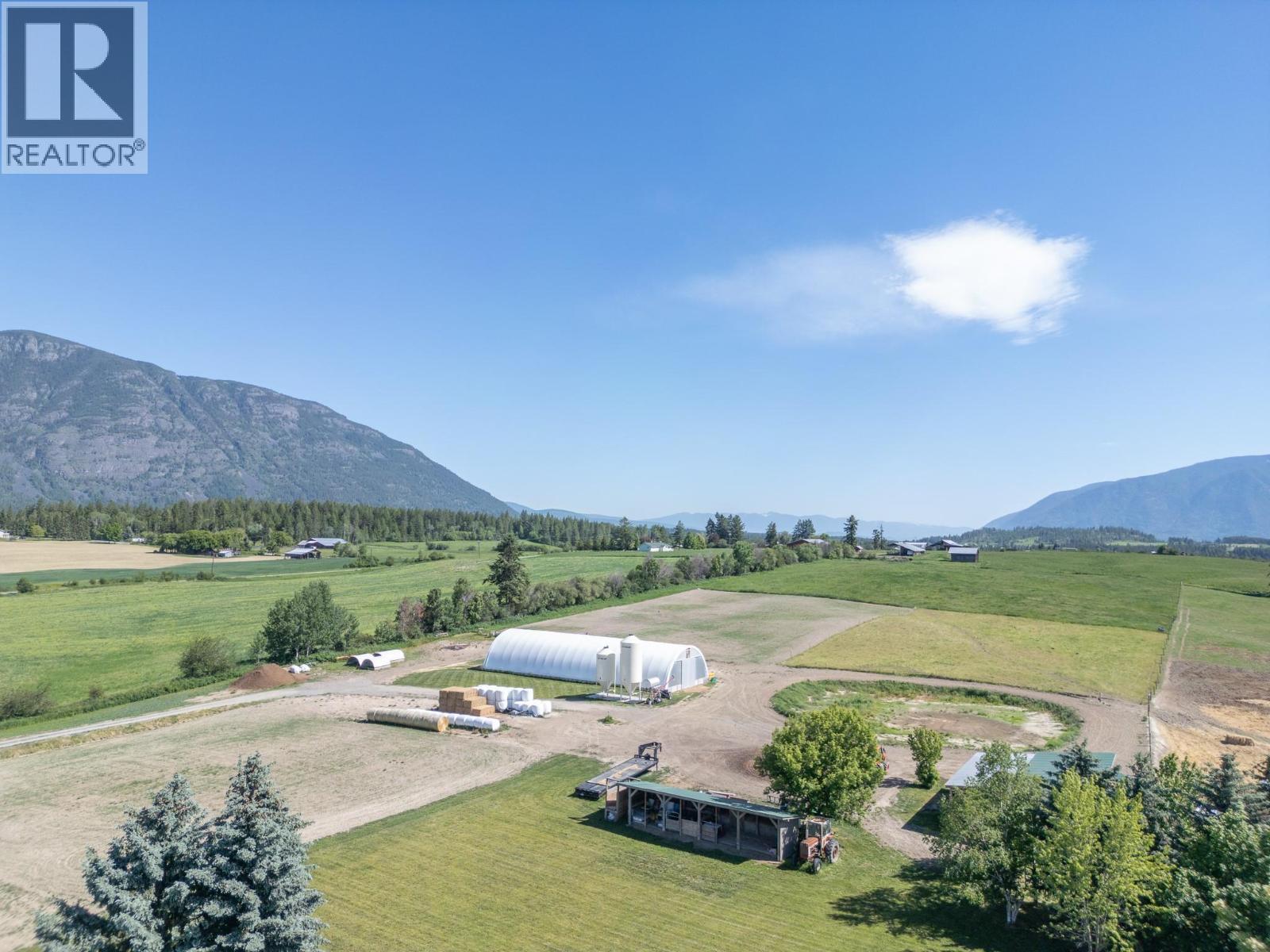 2315 16Th Street, Lister, BC - Outdoor With View