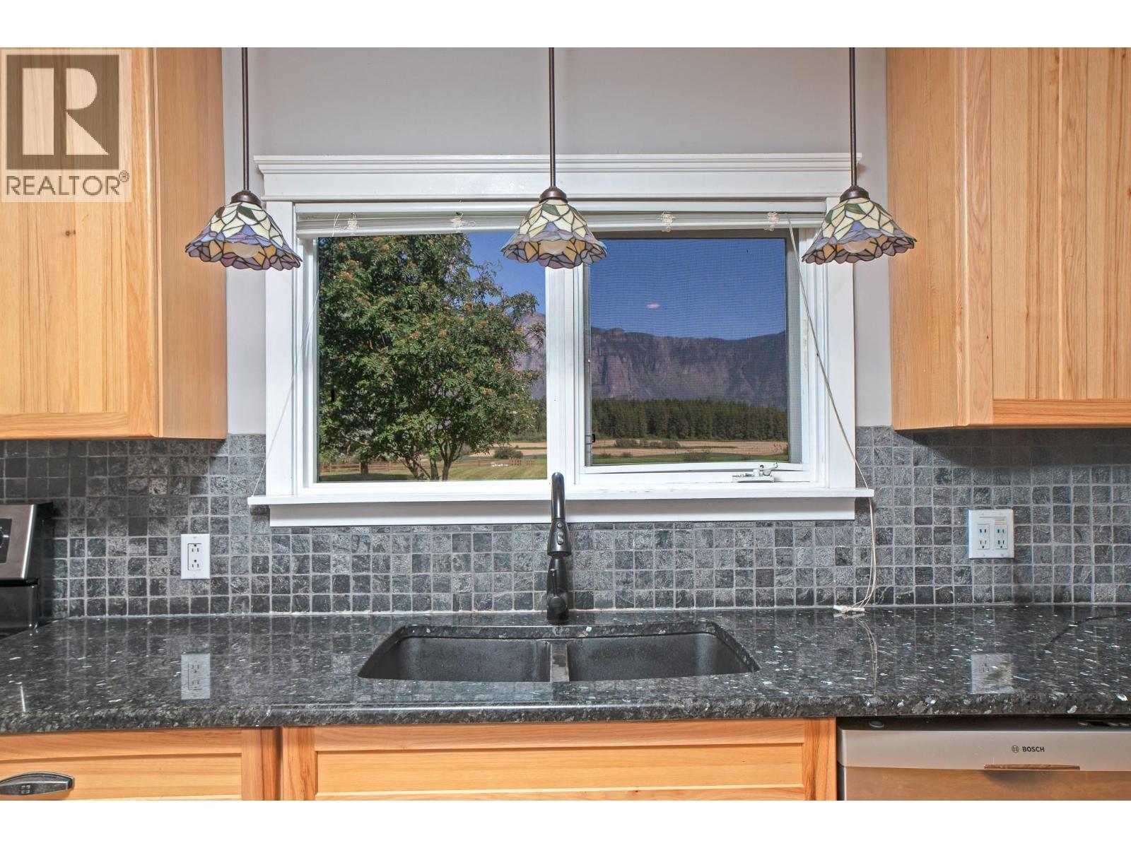 2315 16Th Street, Lister, BC - Indoor Photo Showing Kitchen With Double Sink