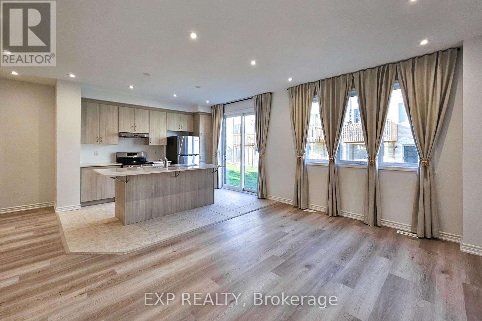 Filled With Natural Light - 8 Vinewood Crescent, Barrie, ON - Indoor Photo Showing Kitchen