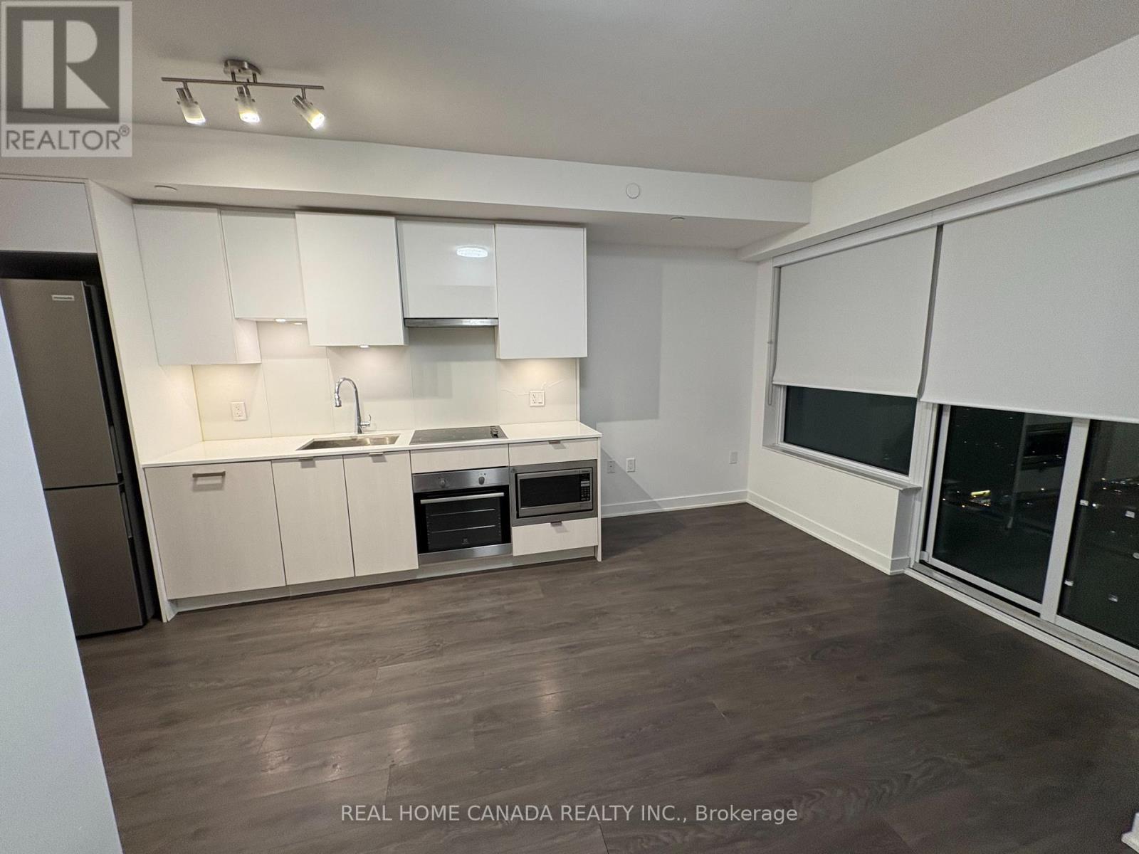 3609-Den - 195 Redpath Avenue, Toronto, ON - Indoor Photo Showing Kitchen