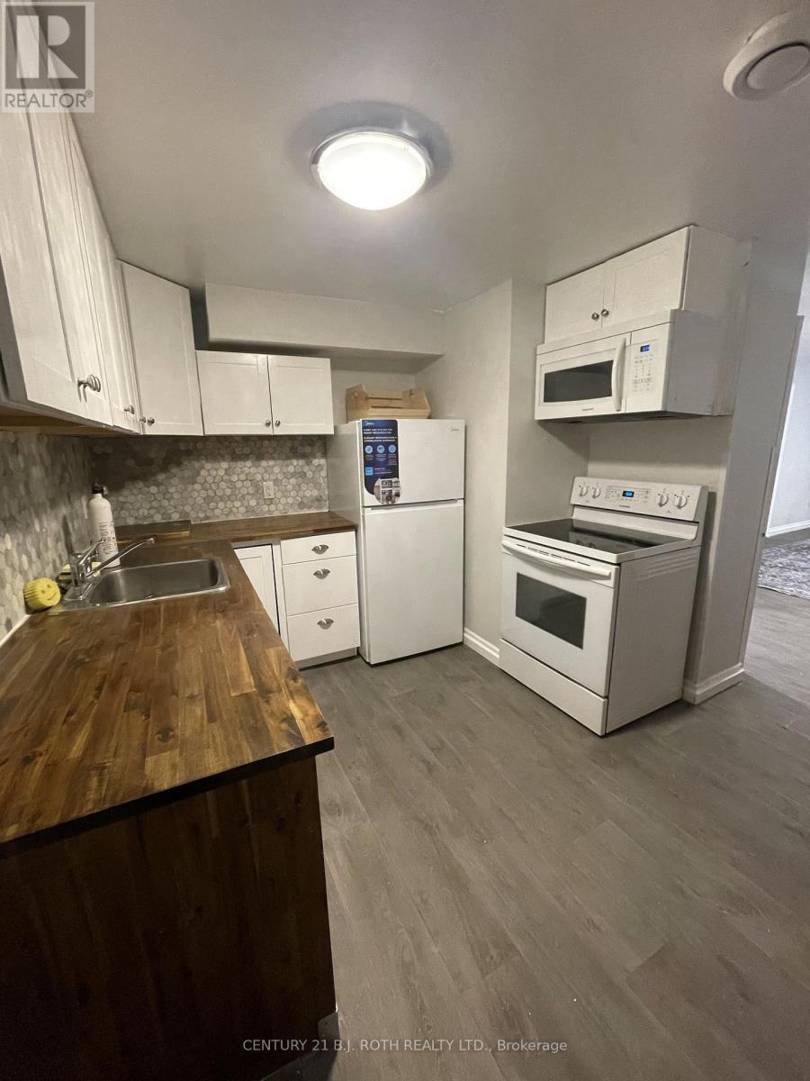 8 Daphne Crescent, Barrie, ON - Indoor