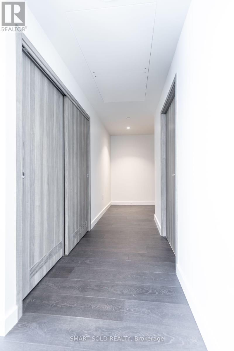 1612 - 85 Mcmahon Drive, Toronto, ON - Indoor Photo Showing Other Room