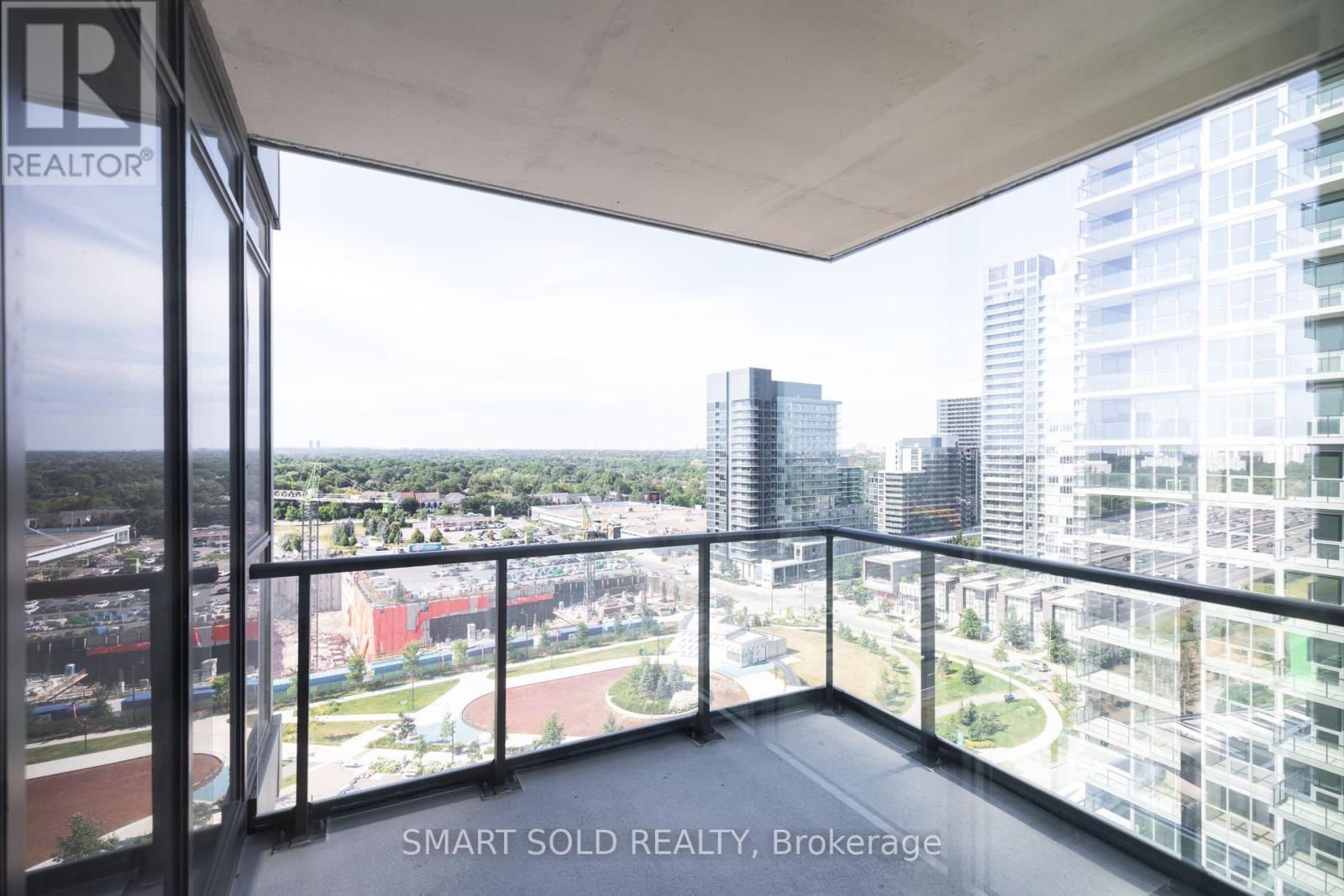 1612 - 85 Mcmahon Drive, Toronto, ON - Outdoor With Balcony With View With Exterior