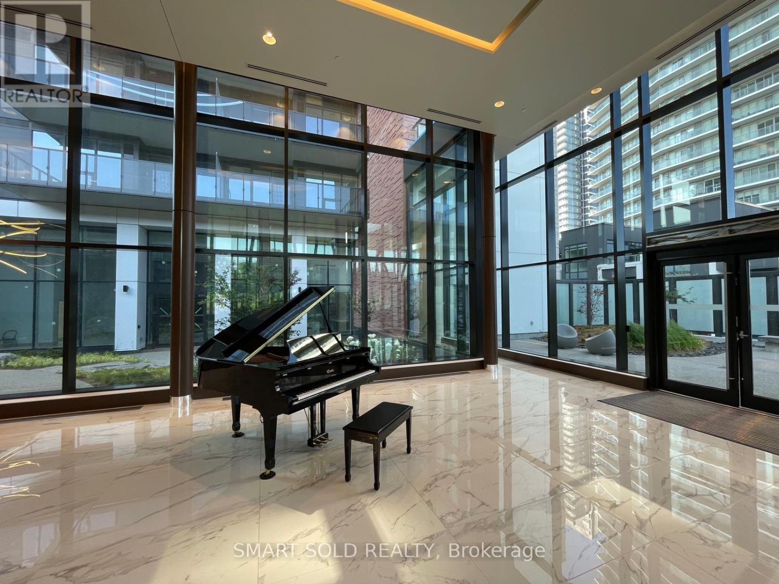 1612 - 85 Mcmahon Drive, Toronto, ON - Indoor Photo Showing Other Room