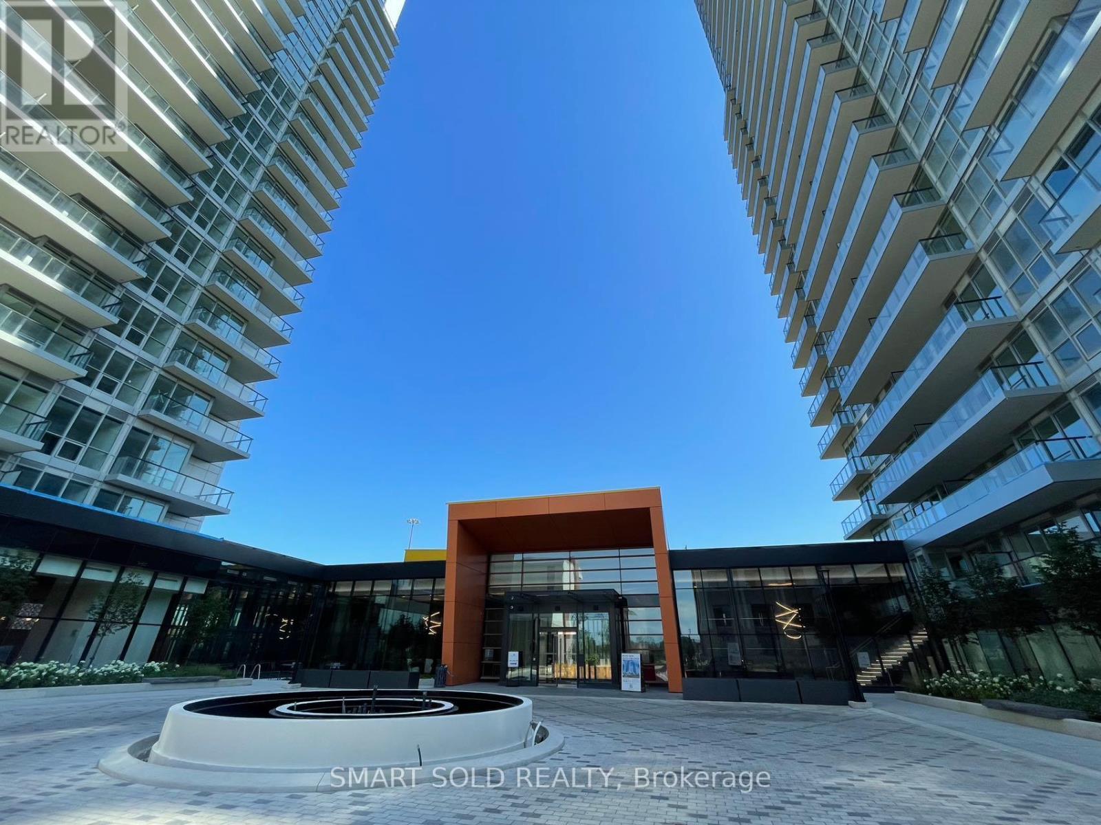 1612 - 85 Mcmahon Drive, Toronto, ON - Outdoor