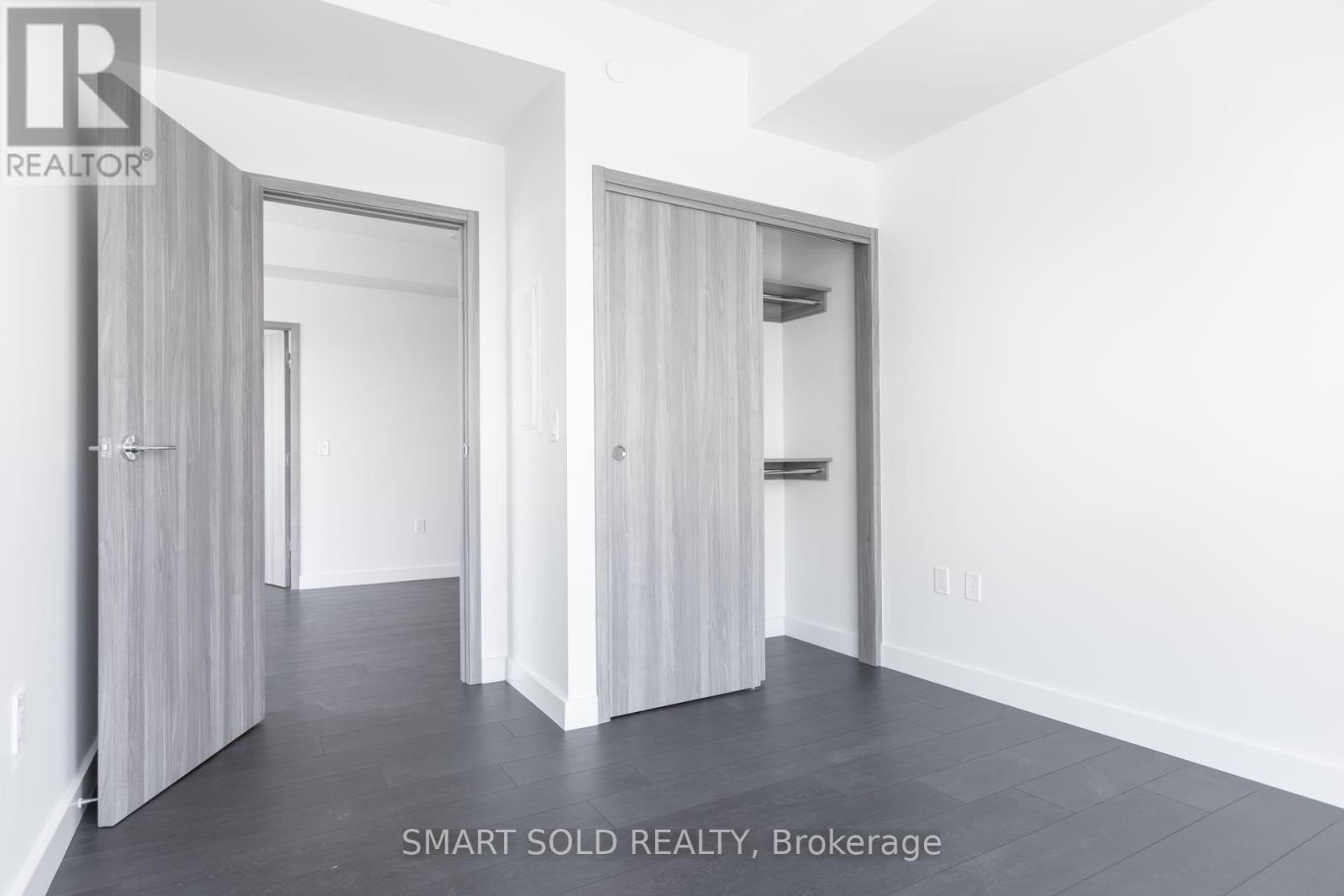 1612 - 85 Mcmahon Drive, Toronto, ON - Indoor Photo Showing Other Room