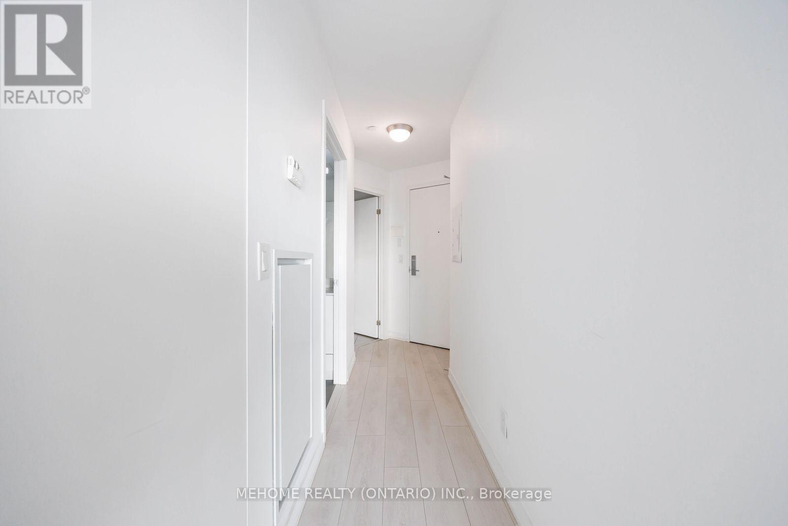 1015 - 51 East Liberty Street, Toronto, ON - Indoor Photo Showing Other Room