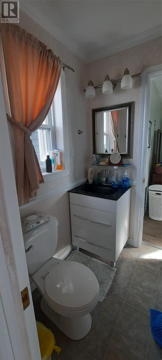 8 Main Street, Hay Cove, NL - Indoor