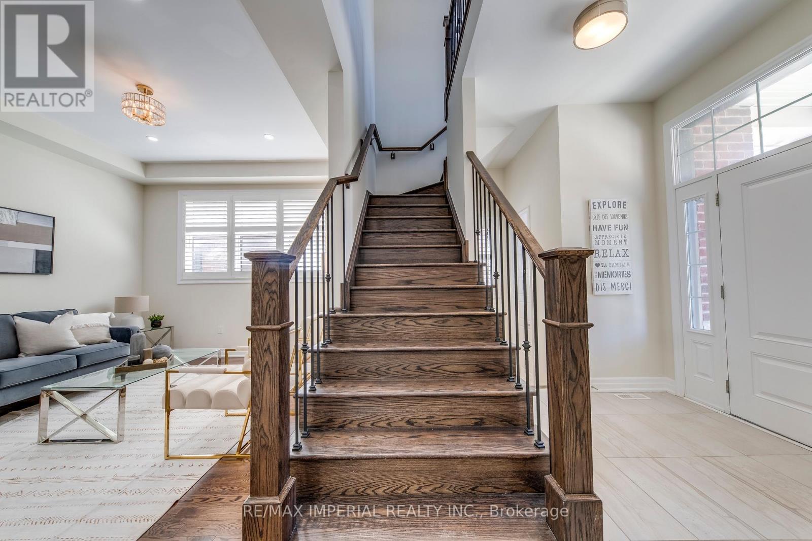 3263 Donald Mackay Street, Oakville, ON - Indoor Photo Showing Other Room
